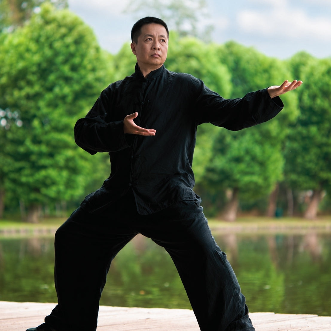 Eight-Part Longevity Qigong：The Traditional Evening Qigong Practice for Softness, Flow & Inner Renewal